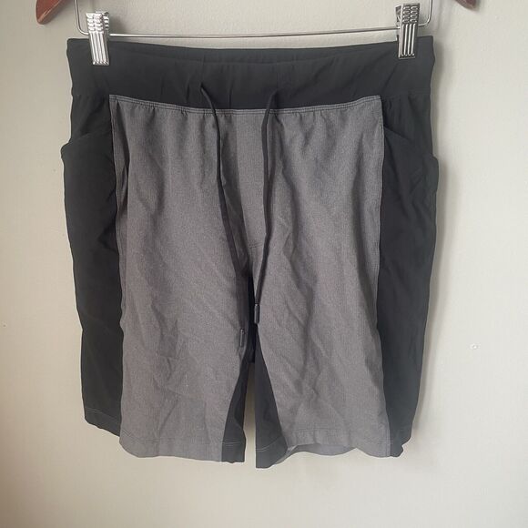 Lululemon Other - Lululemon Shorts Mens Medium Large Black Gray Namaste At The Beach Heathered Gym